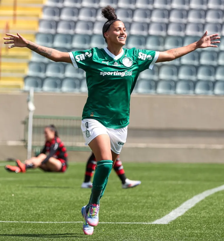 Amanda Gutierres máquina de gols