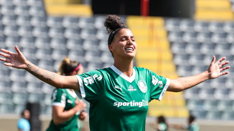 venda recorde Amanda Gutierres