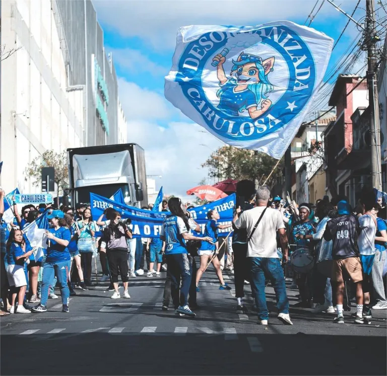 Responsabilização de clubes e torcidas organizadas: o futebol feminino precisa ser incluído no debate