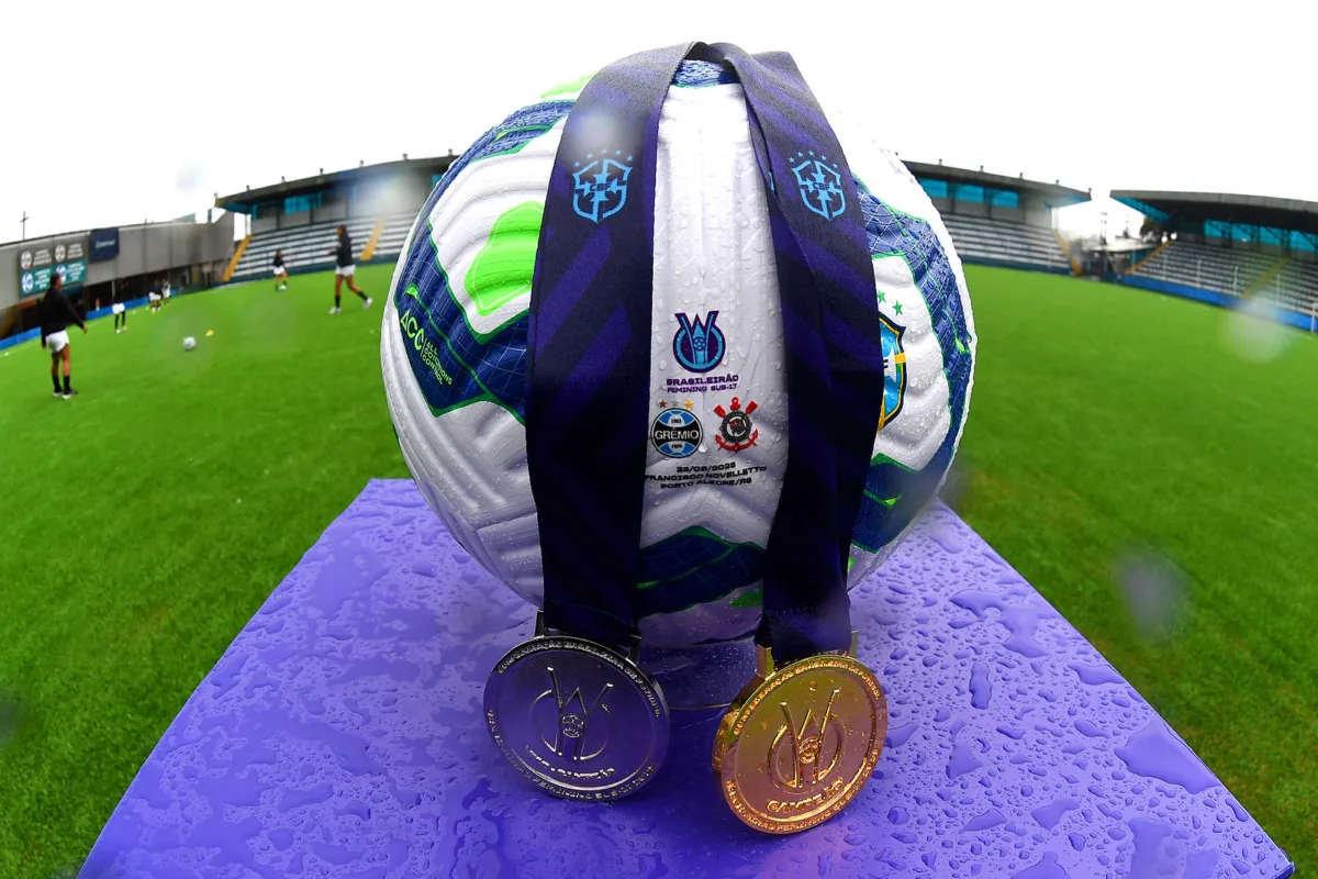 Categorias de base futebol feminino